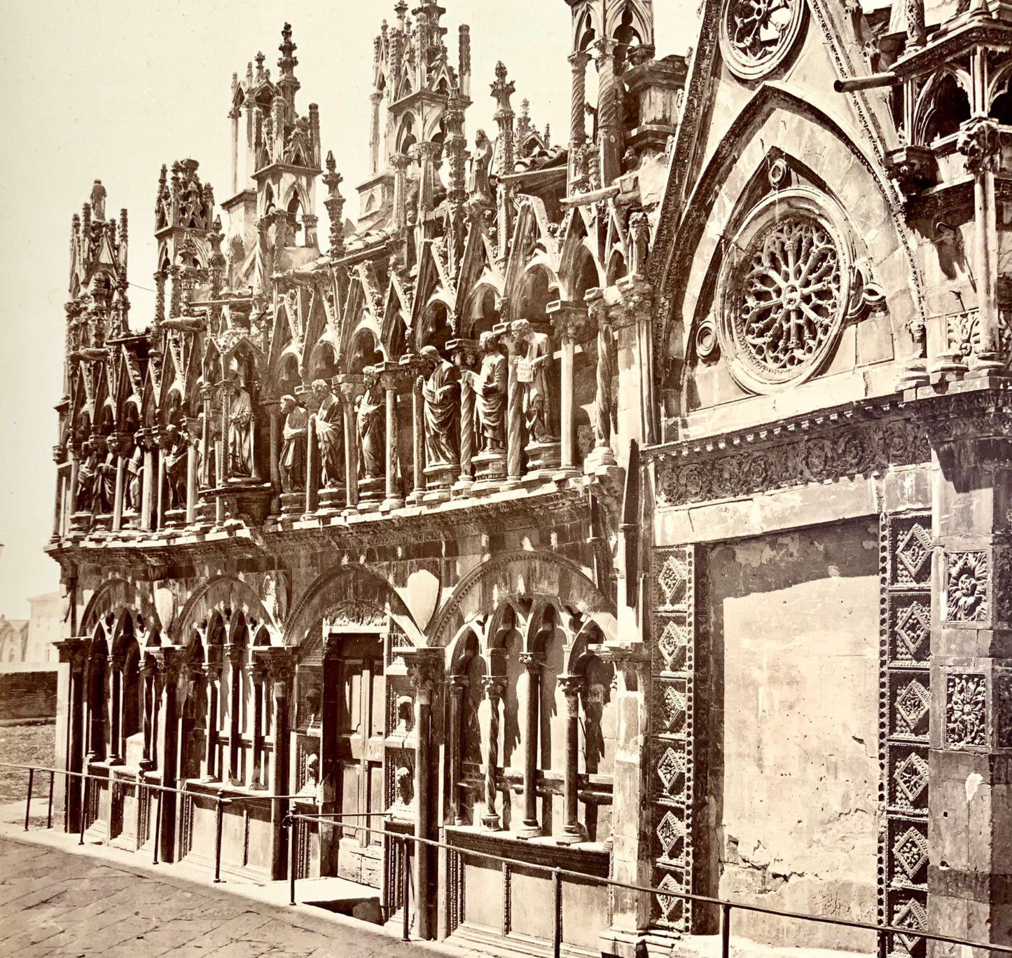 Années 1870 Giacomo Brogi, Pise, S. Maria della Spina, imprimé albumine