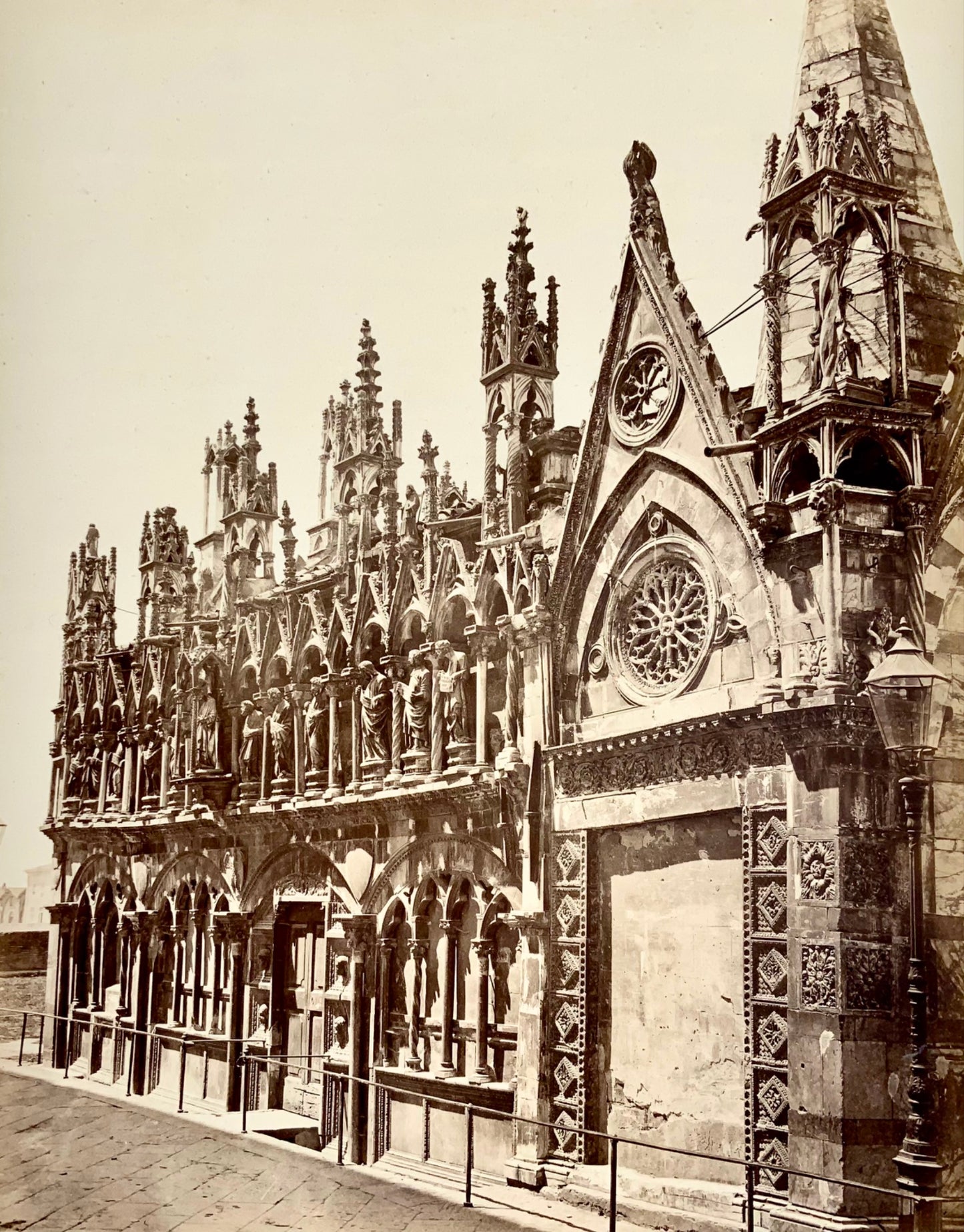 1870 circa Giacomo Brogi, Pisa, S. Maria della Spina, stampa all'albumina 